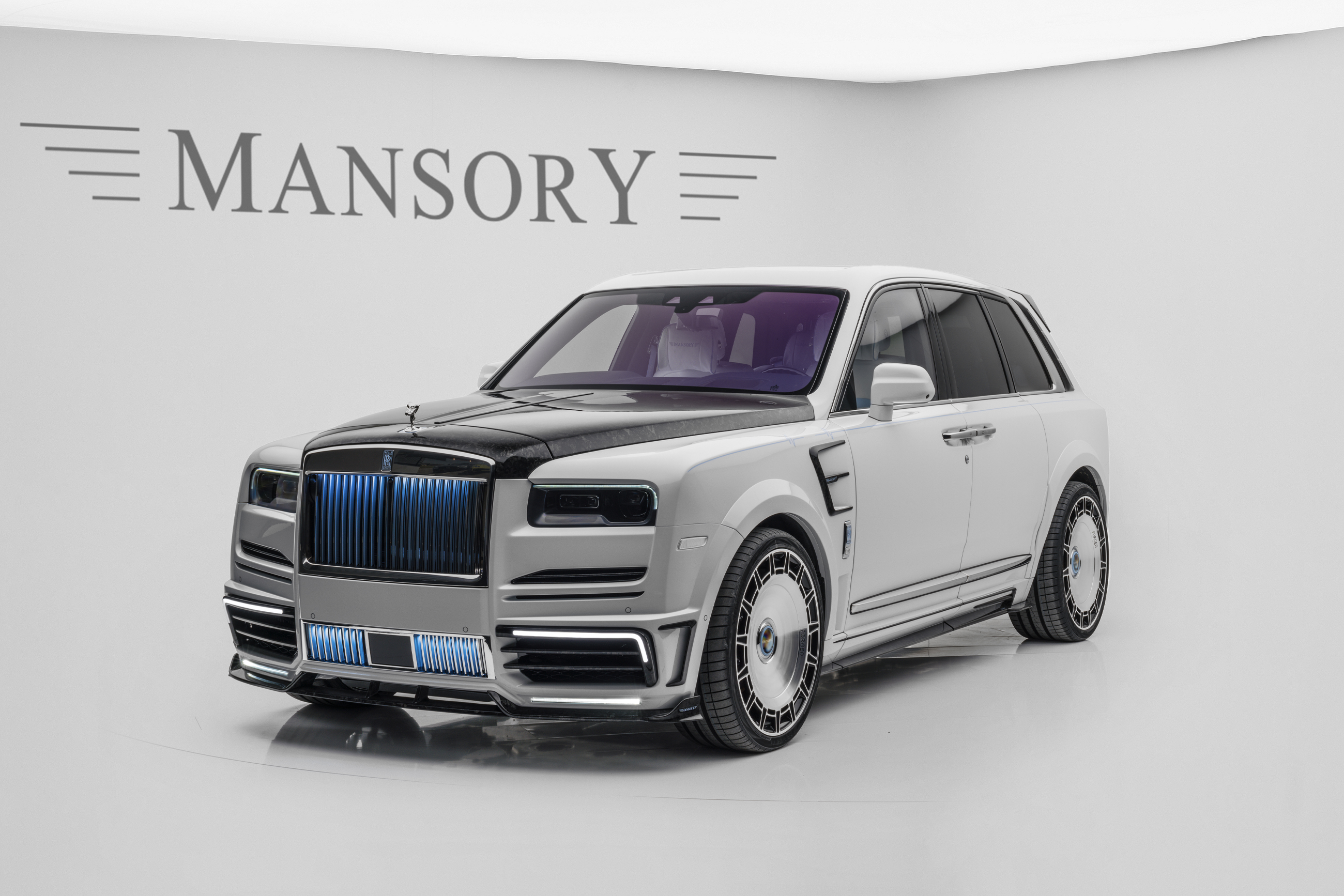 1/64 Rolls Royce Cullinan Mansory - ミニカー